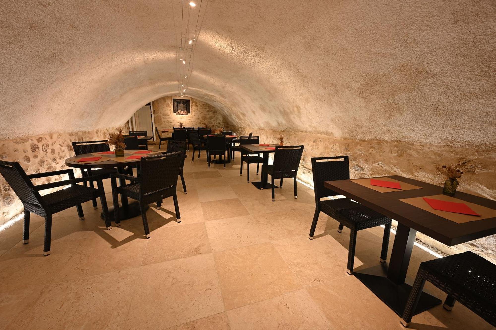 Poncin Hotel De La Croisee מראה חיצוני תמונה