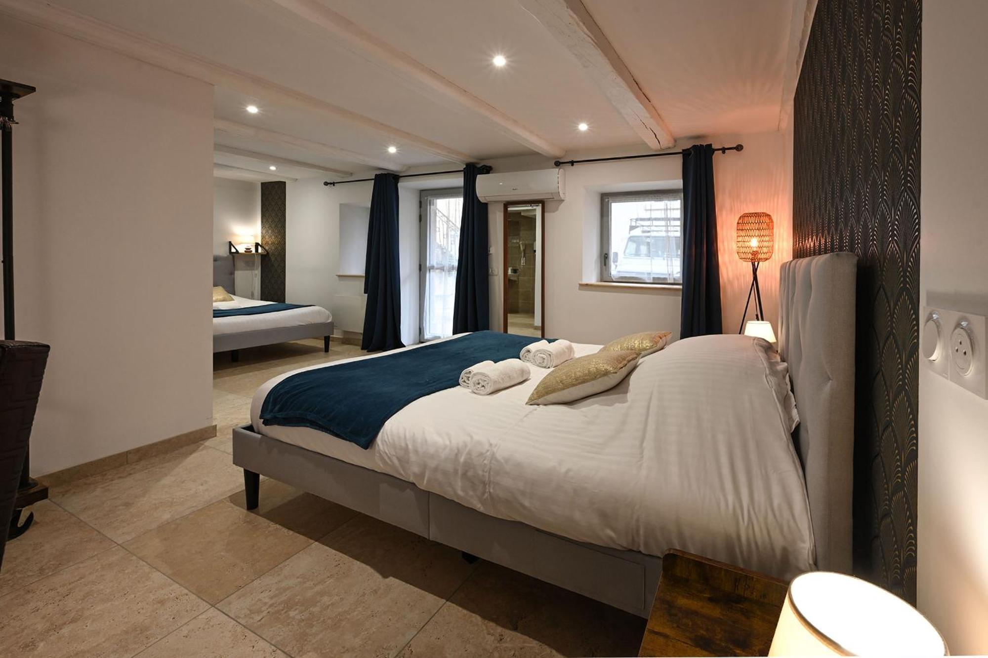 Poncin Hotel De La Croisee מראה חיצוני תמונה