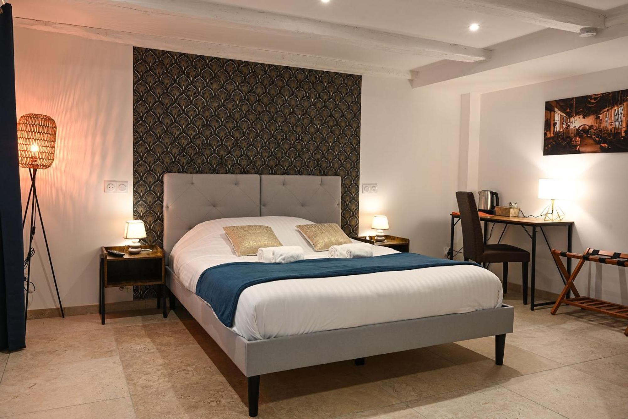 Poncin Hotel De La Croisee מראה חיצוני תמונה